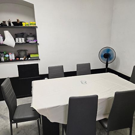 فندق Casa Regis - Free Parking جنوة المظهر الخارجي الصورة